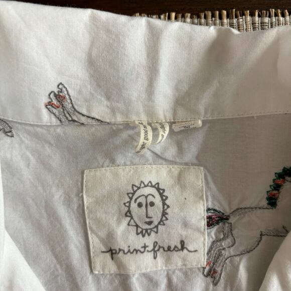PRINT FRESH | Embroidered Unicorn Button Up Pajama Shirt Top Size Small Cotton - Picture 2 of 4